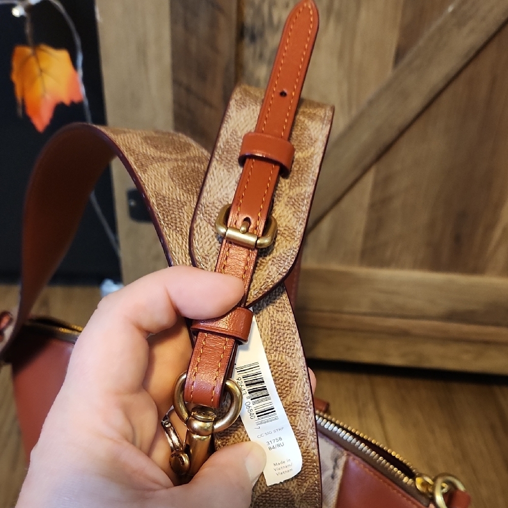 Coach Tan and Brown Shoulder Bag - Picture 12 of 13